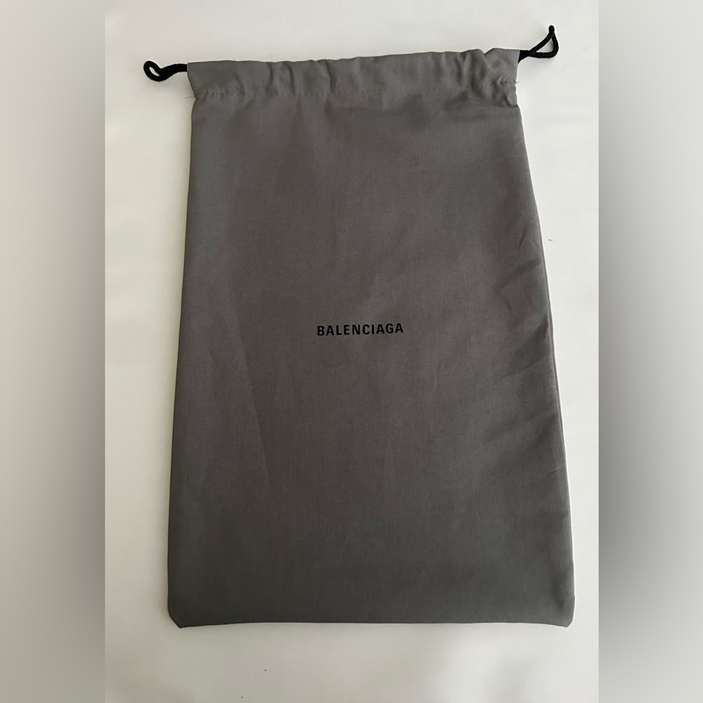 NEW BALENCIAGA Dust Bag for Shoes